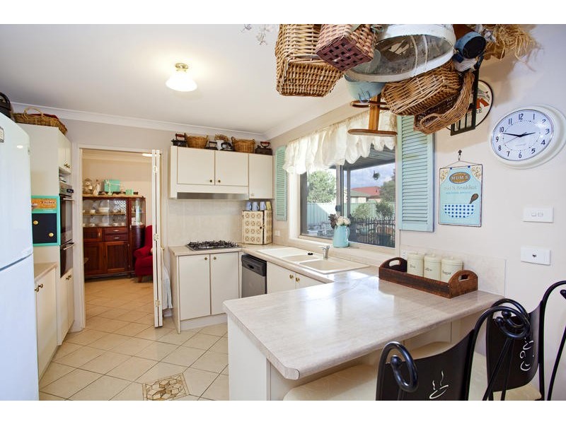 28 Sunningdale Drive, Glenmore Park NSW 2745