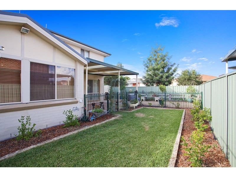 28 Sunningdale Drive, Glenmore Park NSW 2745