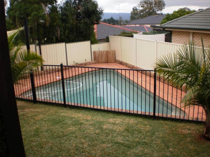 10 Bayldon Place, Glenmore Park NSW 2745