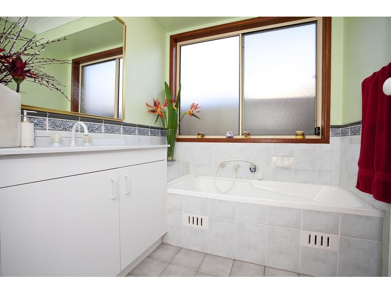 1 Bujan Street, Glenmore Park NSW 2745