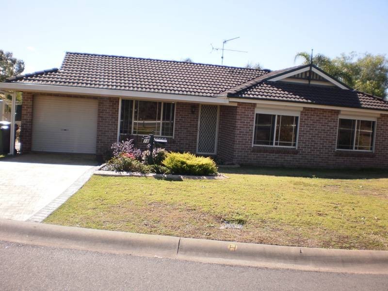 18 Kulaman Crescent, Glenmore Park NSW 2745
