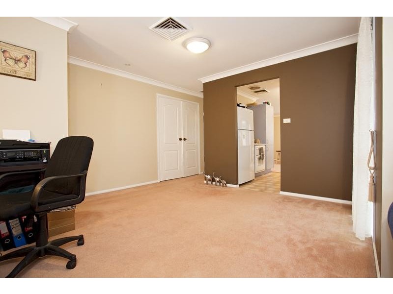19 Wollabi Cres, Glenmore Park NSW 2745