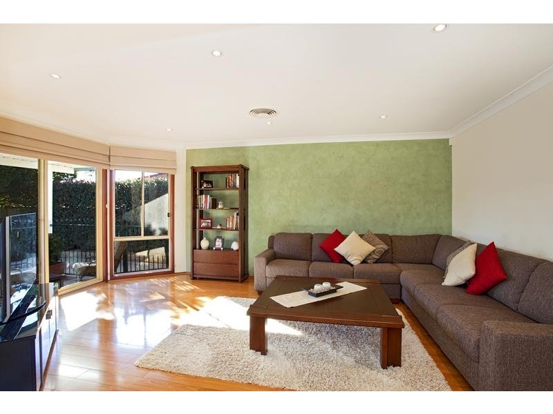 17 Marigold Close, Glenmore Park NSW 2745