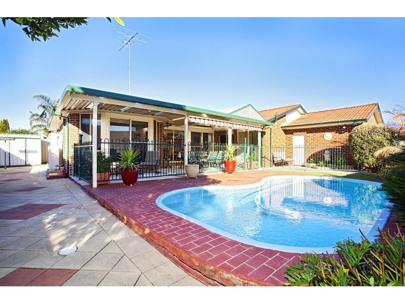 17 Marigold Close, Glenmore Park NSW 2745