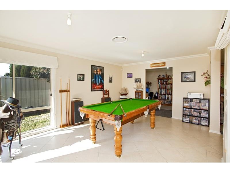 20 Cascade Avenue, Glenmore Park NSW 2745