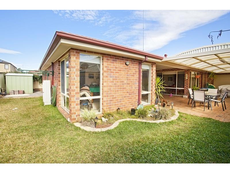 20 Cascade Avenue, Glenmore Park NSW 2745