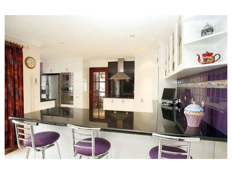 10 Womra Cres, Glenmore Park NSW 2745