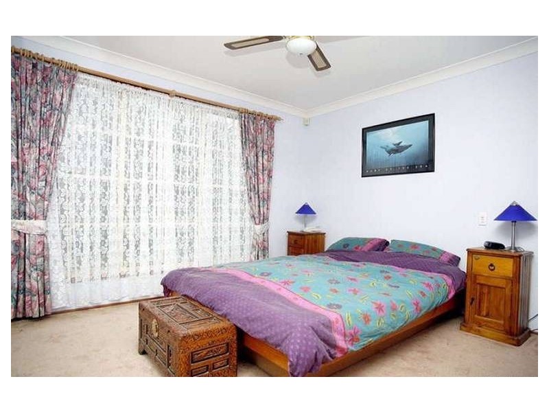 10 Womra Cres, Glenmore Park NSW 2745