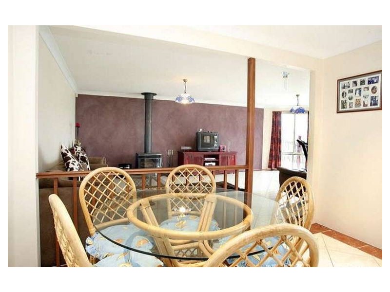 10 Womra Cres, Glenmore Park NSW 2745