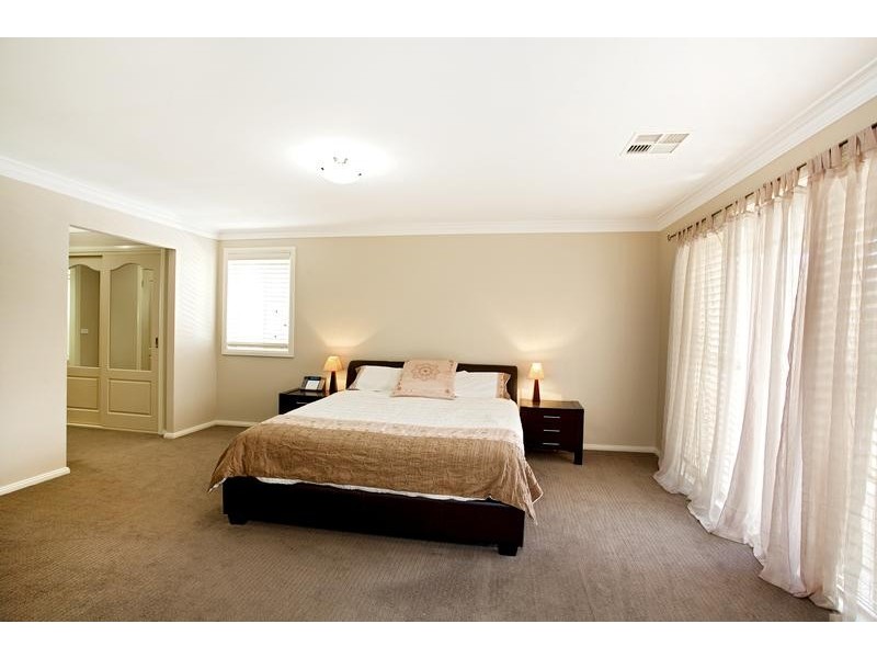 14 Woodbrook Grove, Glenmore Park NSW 2745