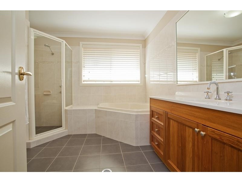 14 Woodbrook Grove, Glenmore Park NSW 2745