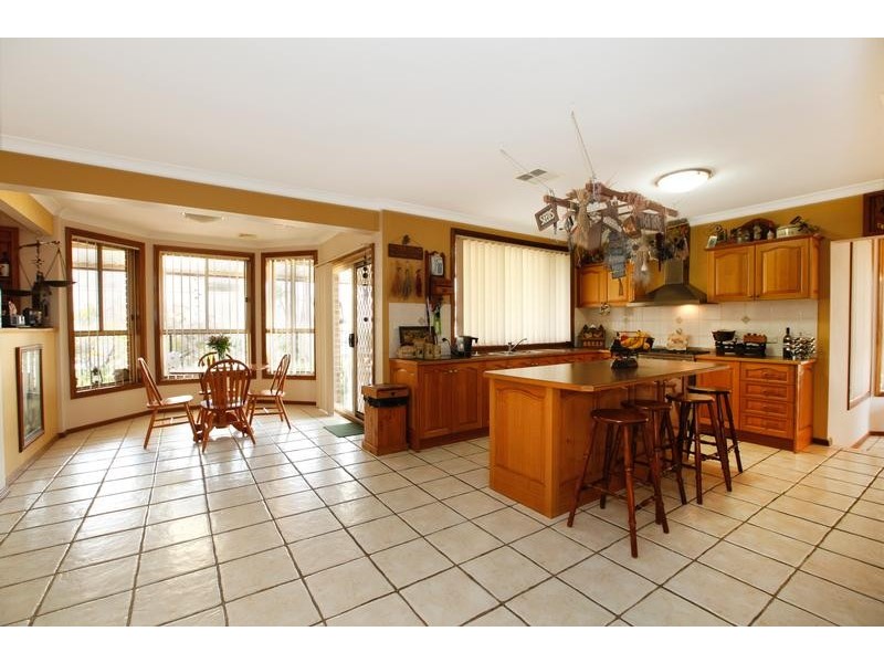 25 The Lakes Drive, Glenmore Park NSW 2745