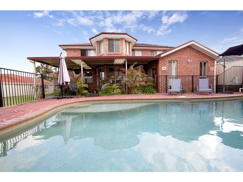 25 The Lakes Drive, Glenmore Park NSW 2745