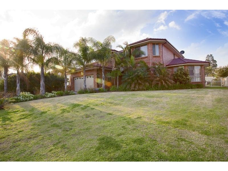 25 The Lakes Drive, Glenmore Park NSW 2745