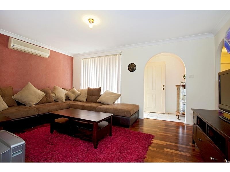 25 Wolara Avenue, Glenmore Park NSW 2745