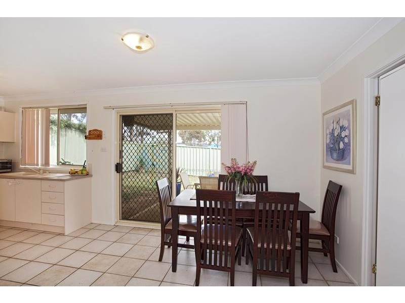 25 Wolara Avenue, Glenmore Park NSW 2745