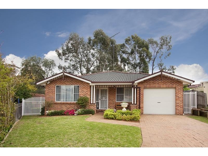5 Cowan Place, Glenmore Park NSW 2745