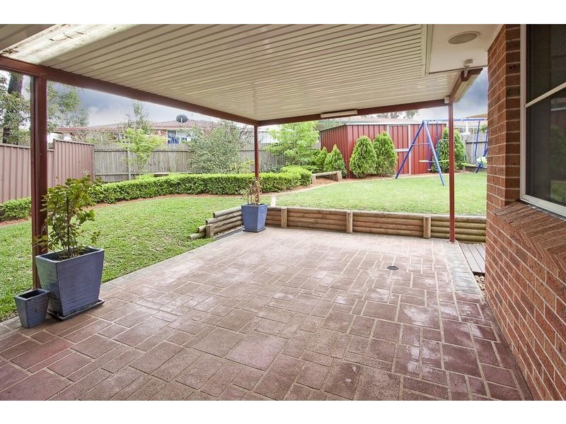 5 Cowan Place, Glenmore Park NSW 2745