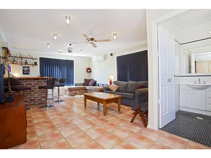 2 The Carriageway, Glenmore Park NSW 2745