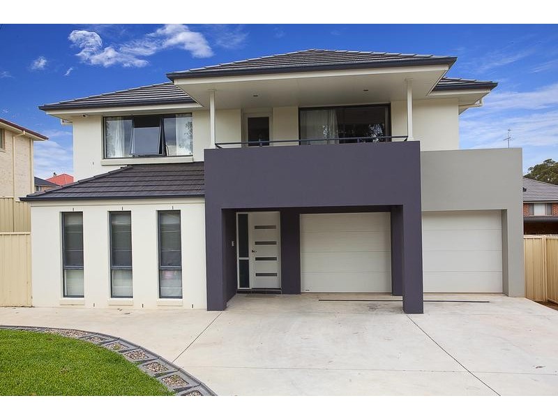 6 Bluestone Drive, Glenmore Park NSW 2745