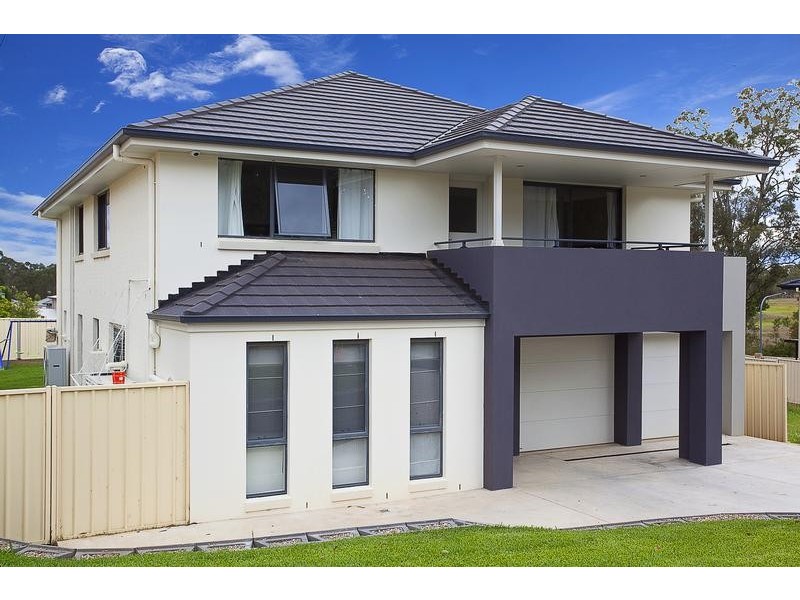 6 Bluestone Drive, Glenmore Park NSW 2745