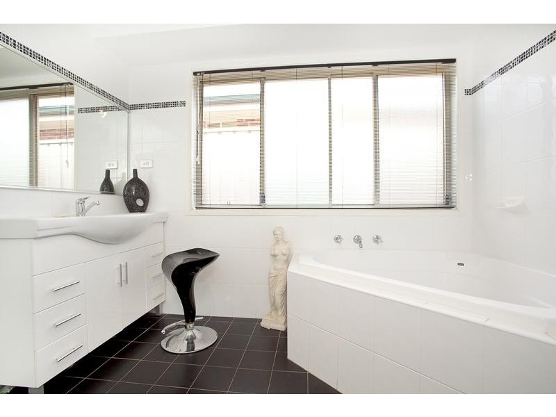 32 Bija Drive, Glenmore Park NSW 2745