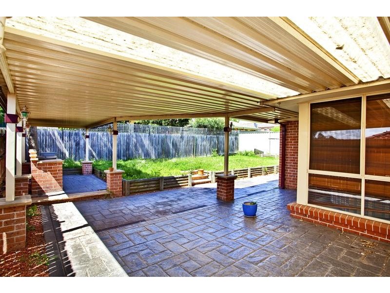 3 Spinosa Place, Glenmore Park NSW 2745