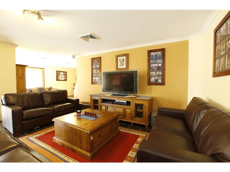 22 Coolabah Crescent, Glenmore Park NSW 2745