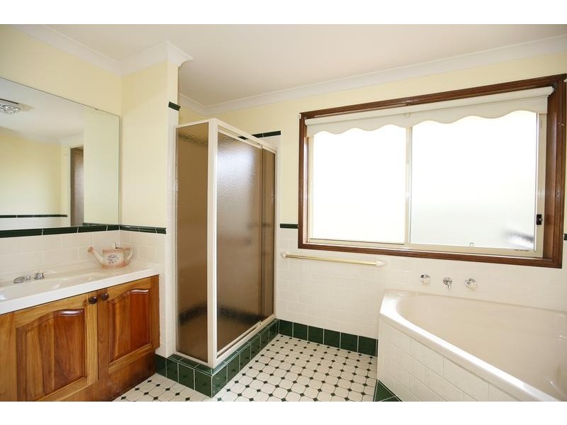 22 Coolabah Crescent, Glenmore Park NSW 2745
