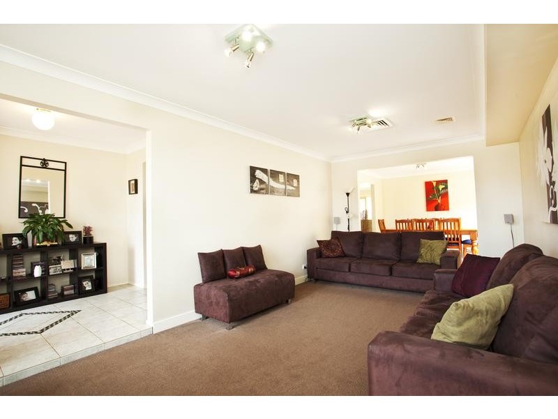3 Kuma Place, Glenmore Park NSW 2745