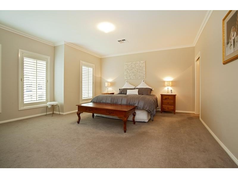 12 Woodbrook Grove, Glenmore Park NSW 2745