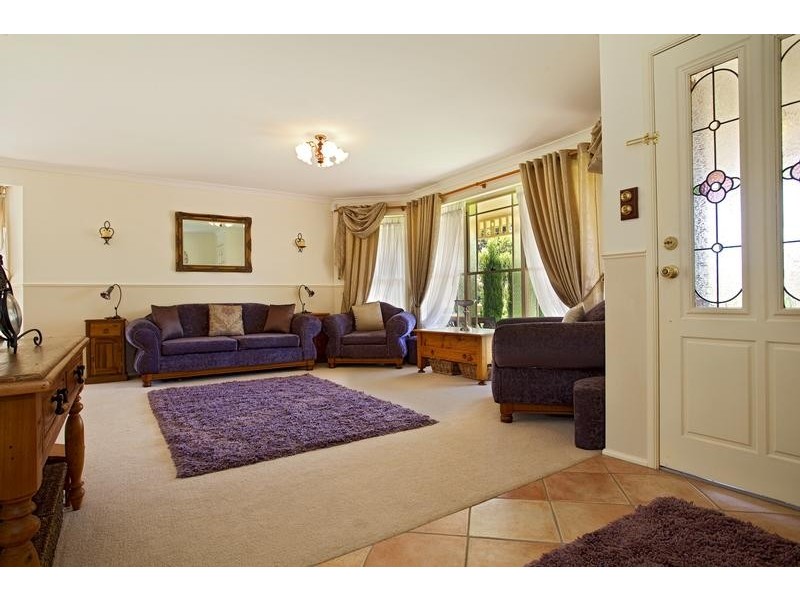 169 Ridgetop Drive, Glenmore Park NSW 2745