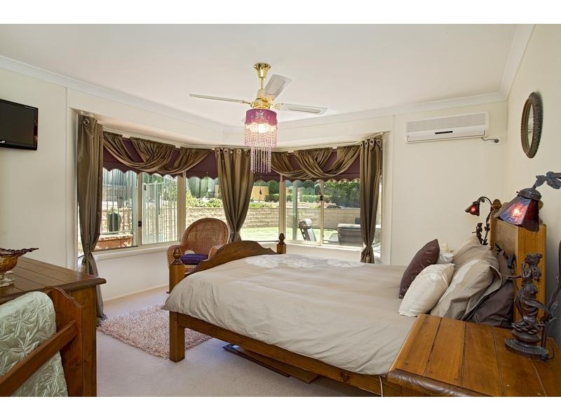 169 Ridgetop Drive, Glenmore Park NSW 2745