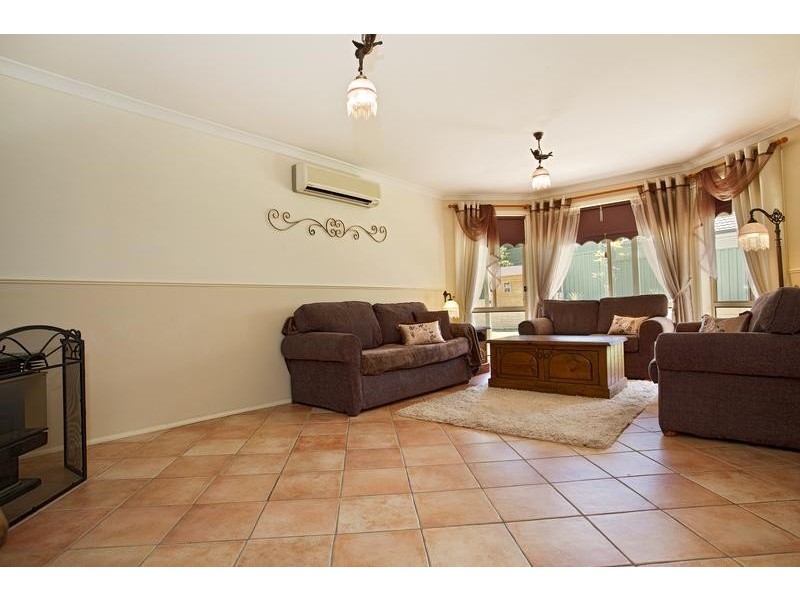 169 Ridgetop Drive, Glenmore Park NSW 2745