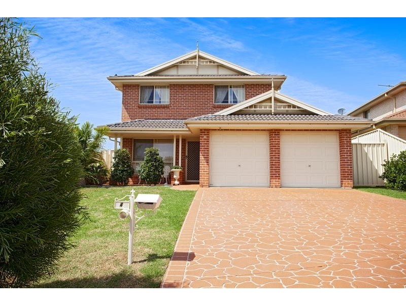 4 Gili Place, Glenmore Park NSW 2745