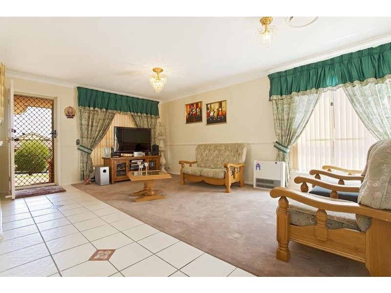 4 Gili Place, Glenmore Park NSW 2745