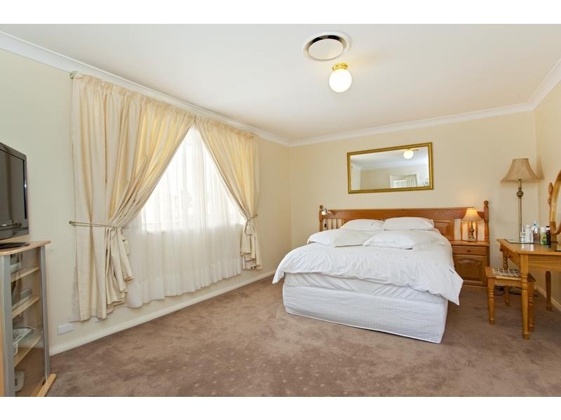 4 Gili Place, Glenmore Park NSW 2745