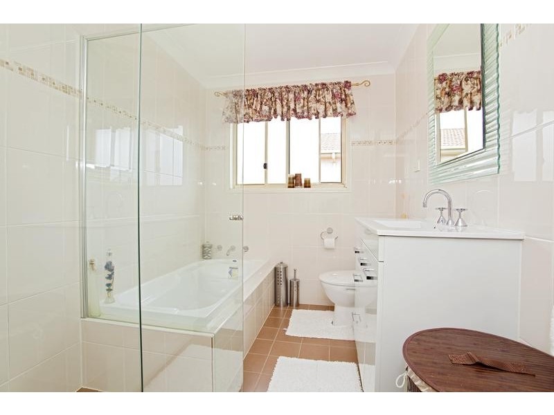 4 Gili Place, Glenmore Park NSW 2745