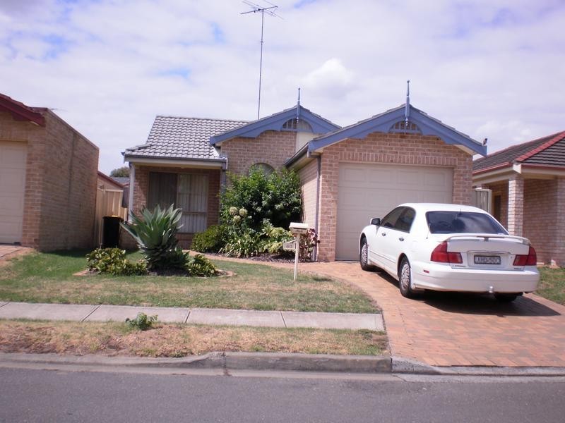 60 Manorhouse Boulevarde, Quakers Hill NSW 2763