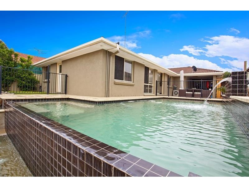 8 Dungara Crescent, Glenmore Park NSW 2745