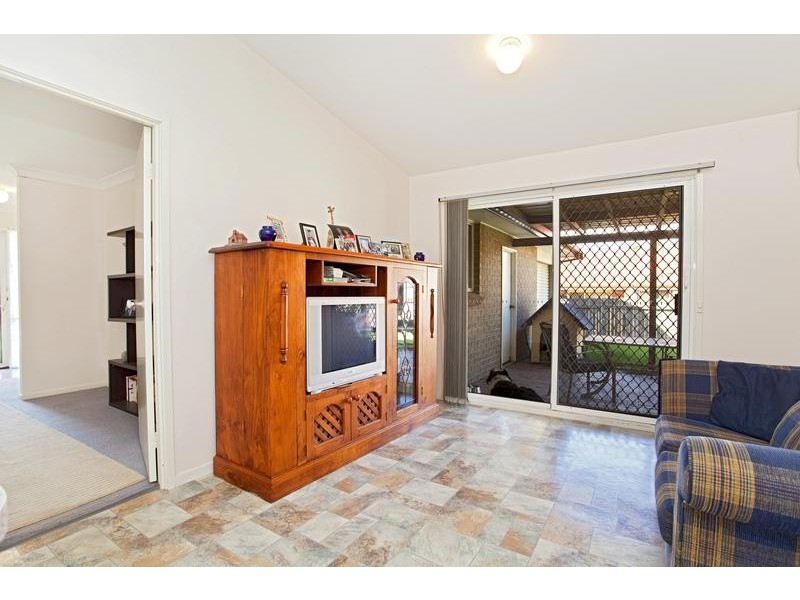 6 Schoolhouse Road, Glenmore Park NSW 2745
