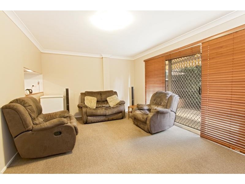 2/14a Stapley Street, Kingswood NSW 2747