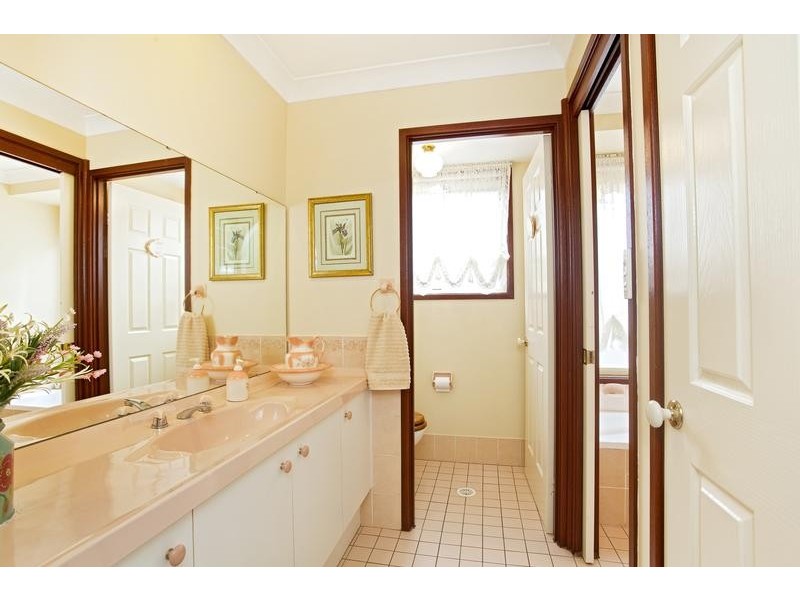 17 Camellia Avenue, Glenmore Park NSW 2745