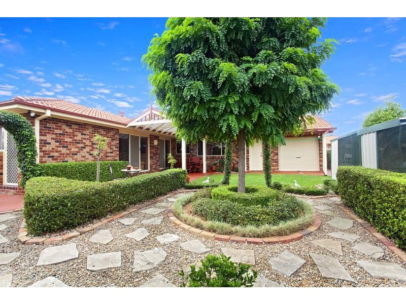 17 Camellia Avenue, Glenmore Park NSW 2745