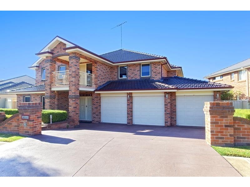 61 Ridgetop Drive, Glenmore Park NSW 2745
