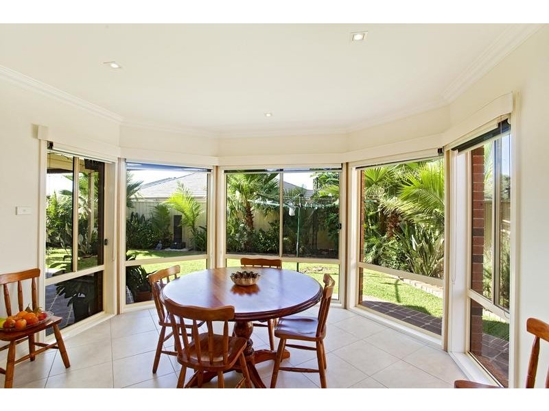 61 Ridgetop Drive, Glenmore Park NSW 2745