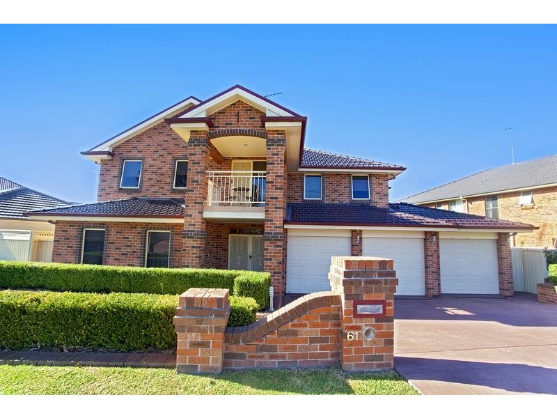 61 Ridgetop Drive, Glenmore Park NSW 2745
