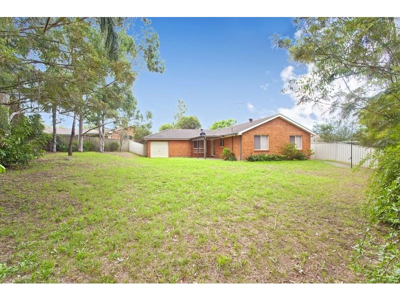 6 Staples Place, Glenmore Park NSW 2745