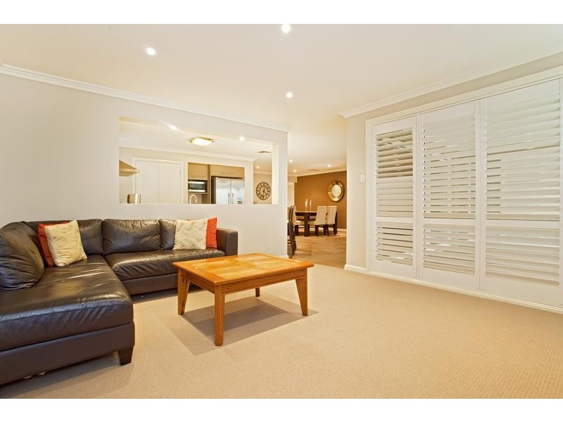 6 Fairwater Court, Glenmore Park NSW 2745