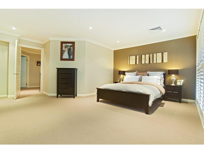 6 Fairwater Court, Glenmore Park NSW 2745